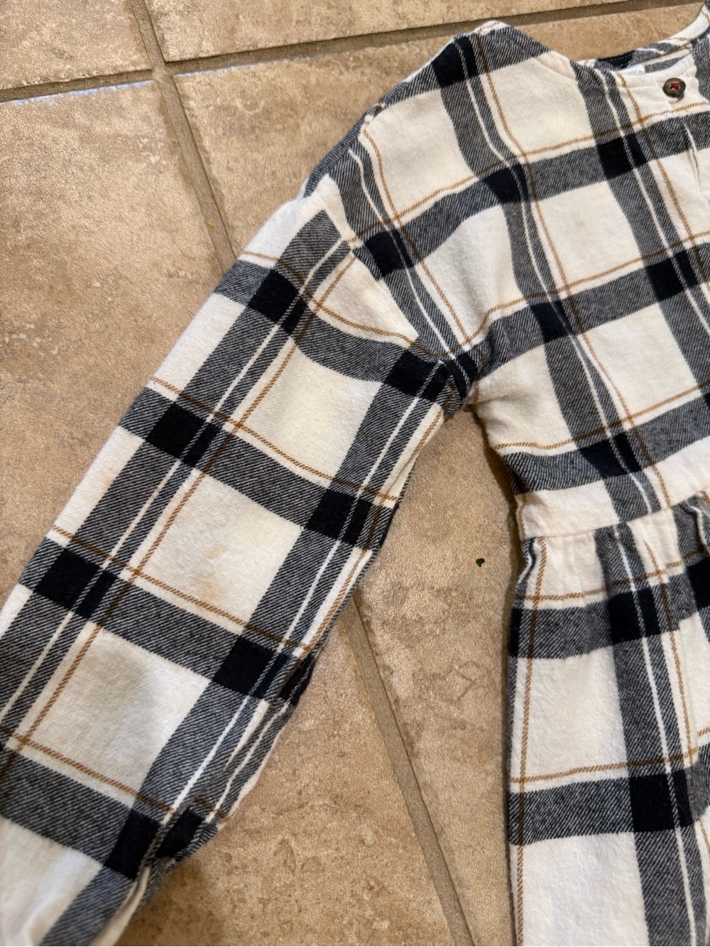 Girls 4T/4 Fall/Winter Bundle (Carter’s, Old Navy, Pekkle) - Picture 6 of 13